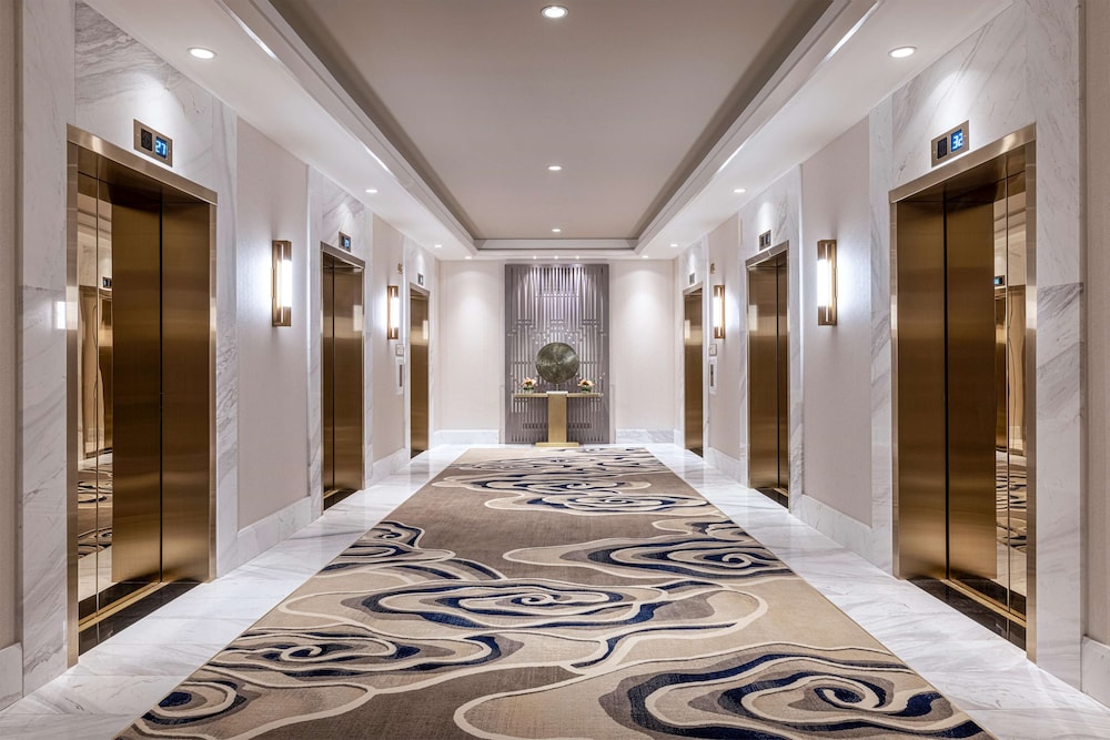 Crockfords Las Vegas LXR Hotels & Resorts at Resorts World - photo 3