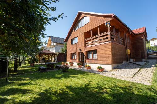 Pokoje Gościnne Spokojna 10 600 065 145 in Polanczyk, Poland