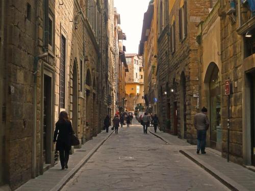 Ponte Vecchio Appartamenti Borgo San Jacopo — 4-Star Luxury Hotel in Florence, Italy