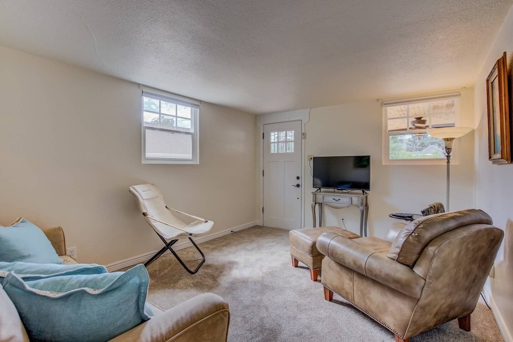 5BR Mnt Viewsdowntown Luxuryfirepit & RV Parking - photo 34