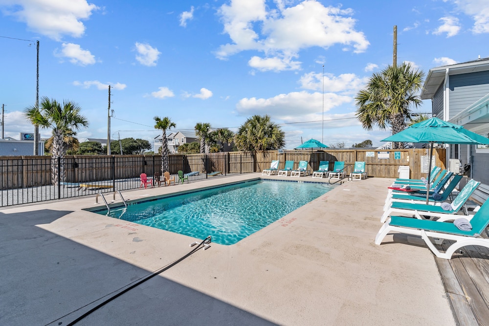 Loggerhead Inn and Suites - photo 95