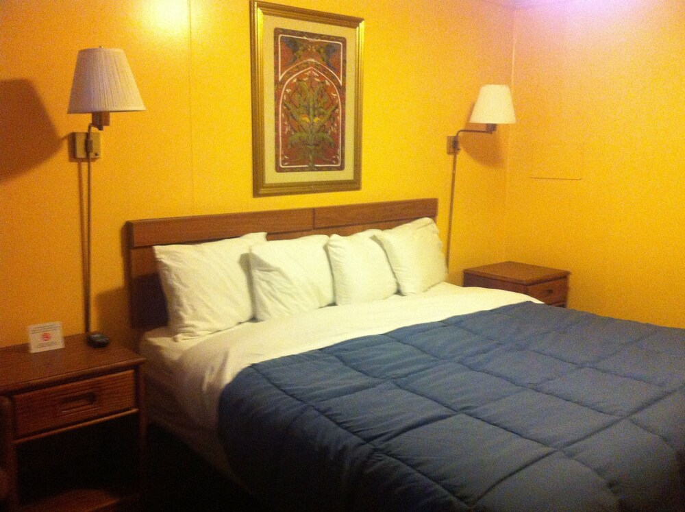 Green Crest Motel - photo 3