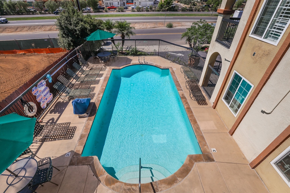 Motel Mediteran Escondido - photo 19