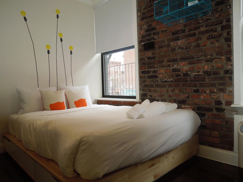 East Village Hotel - photo 6
