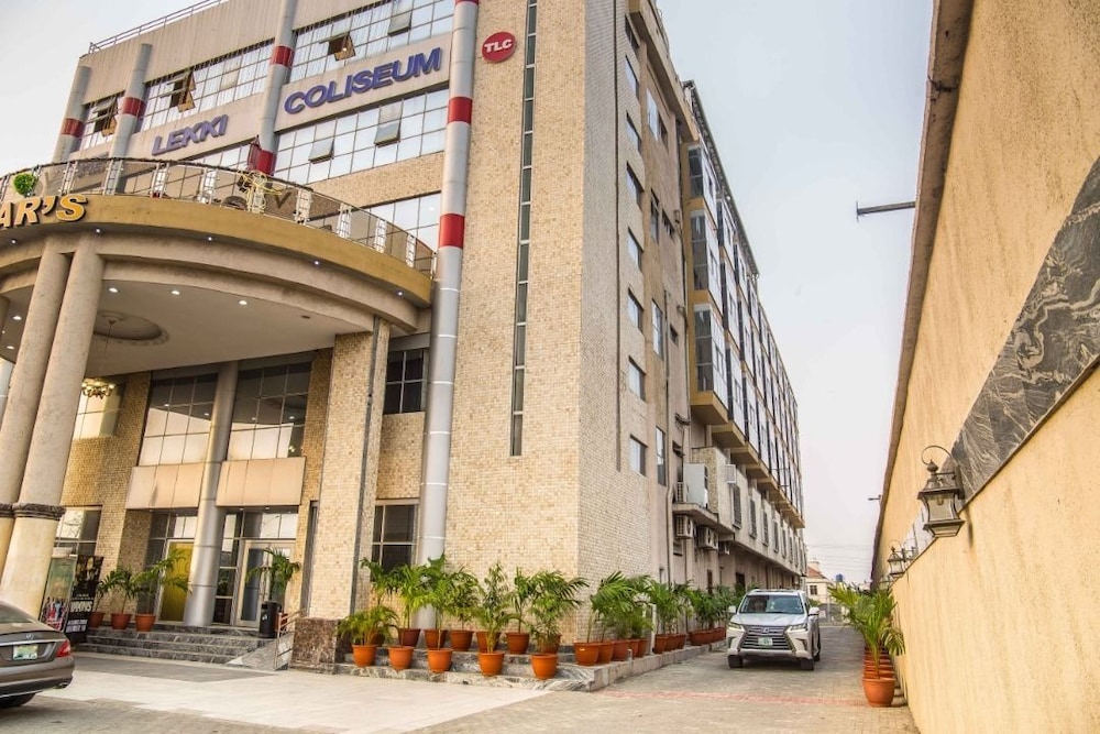 Caesar'S Luxury Hotel - carbon neutral hotel in Lagos