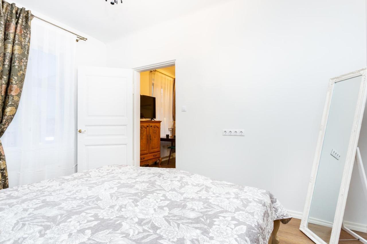 Easyrentals Central Tallinn Apartments by Tallinn University