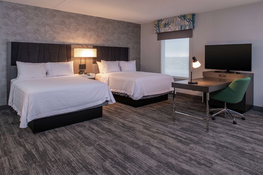 Hampton Inn & Suites Winston Salem Downtown - photo 18