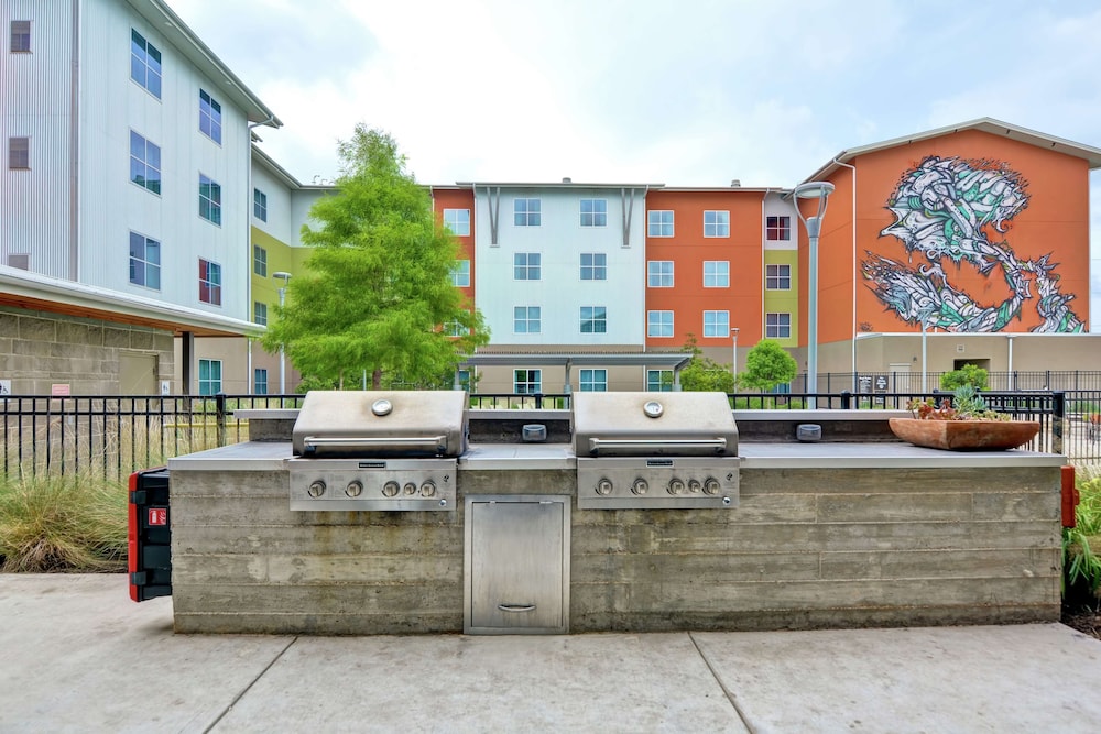 Homewood Suites by Hilton TechRidge Parmer @ I 35 - photo 44