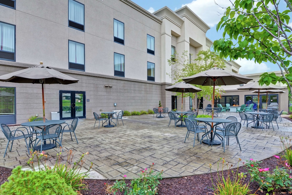 Hampton Inn and Suites New Hartford Utica - photo 44