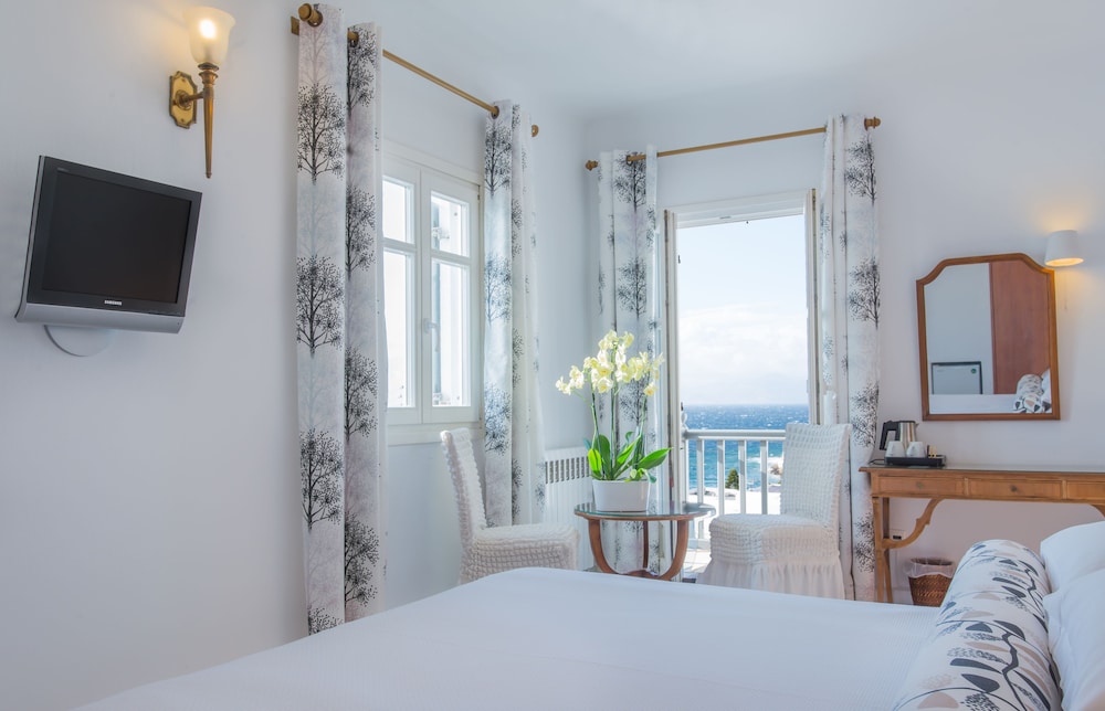 Mykonos Adonis Hotel