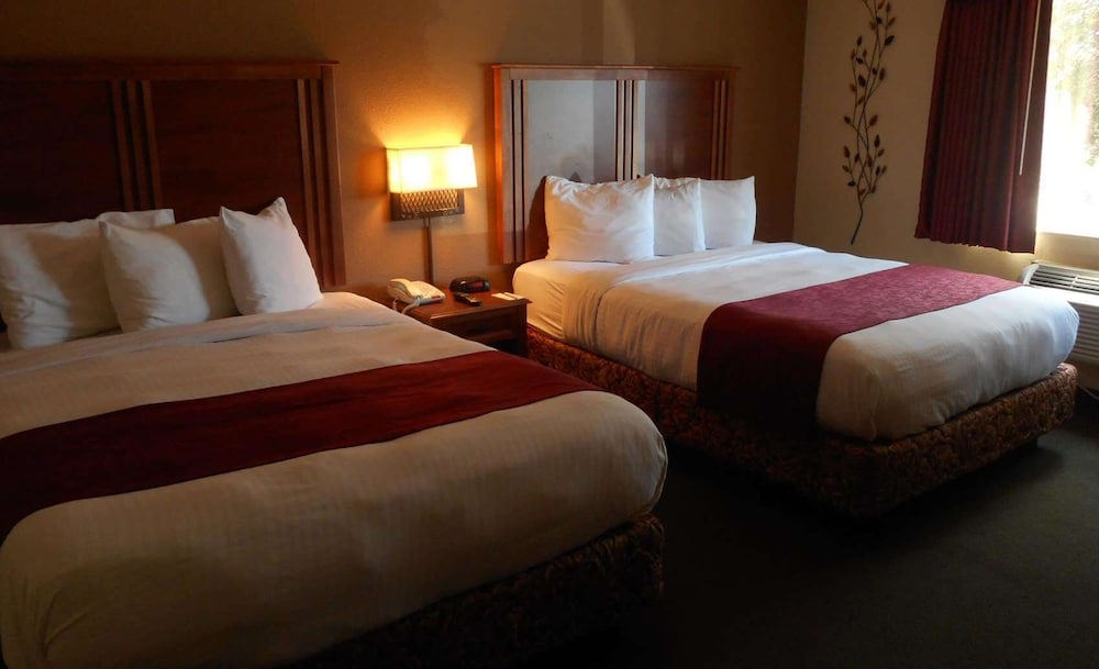 AmericInn by Wyndham McAlester - photo 10