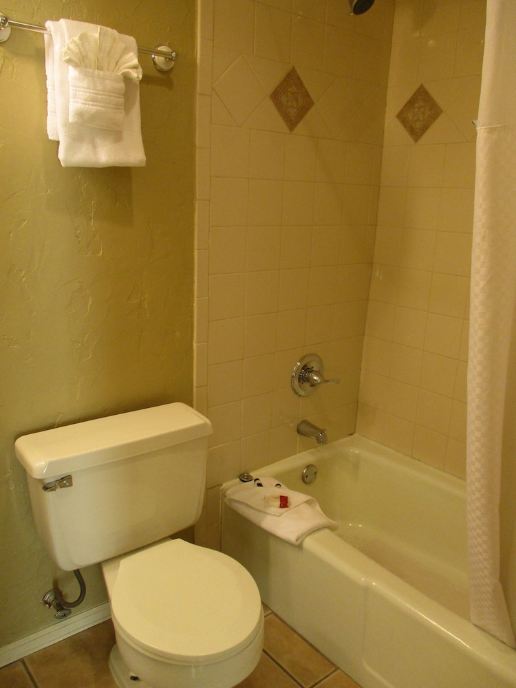 Days Inn by Wyndham Montrose - photo 4