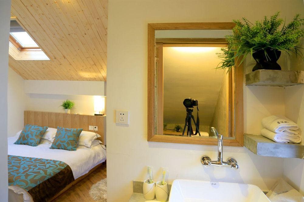 Juanxishan Lingyin Holiday Villa — 4-Star Luxury Hotel in Xihu, People's Republic of China