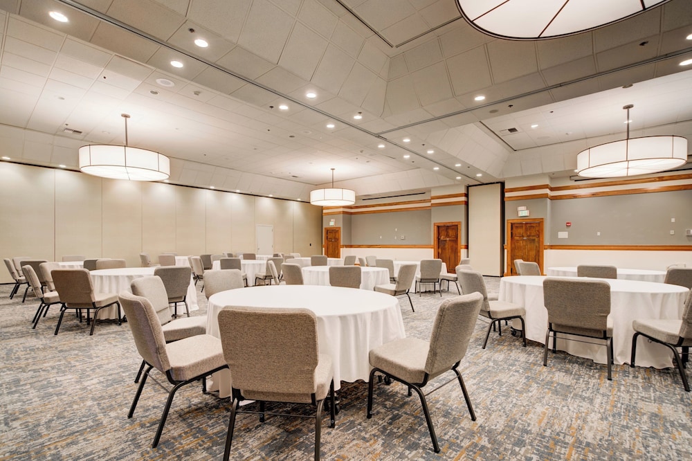 Holiday Inn West Yellowstone by IHG. - photo 180