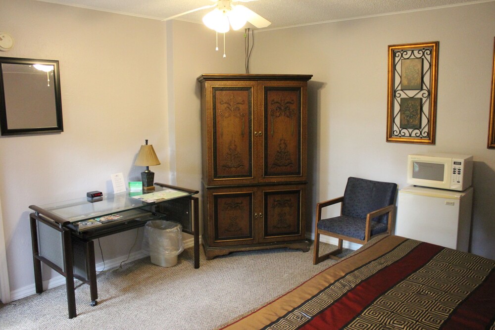 Brydan Suites - photo 70