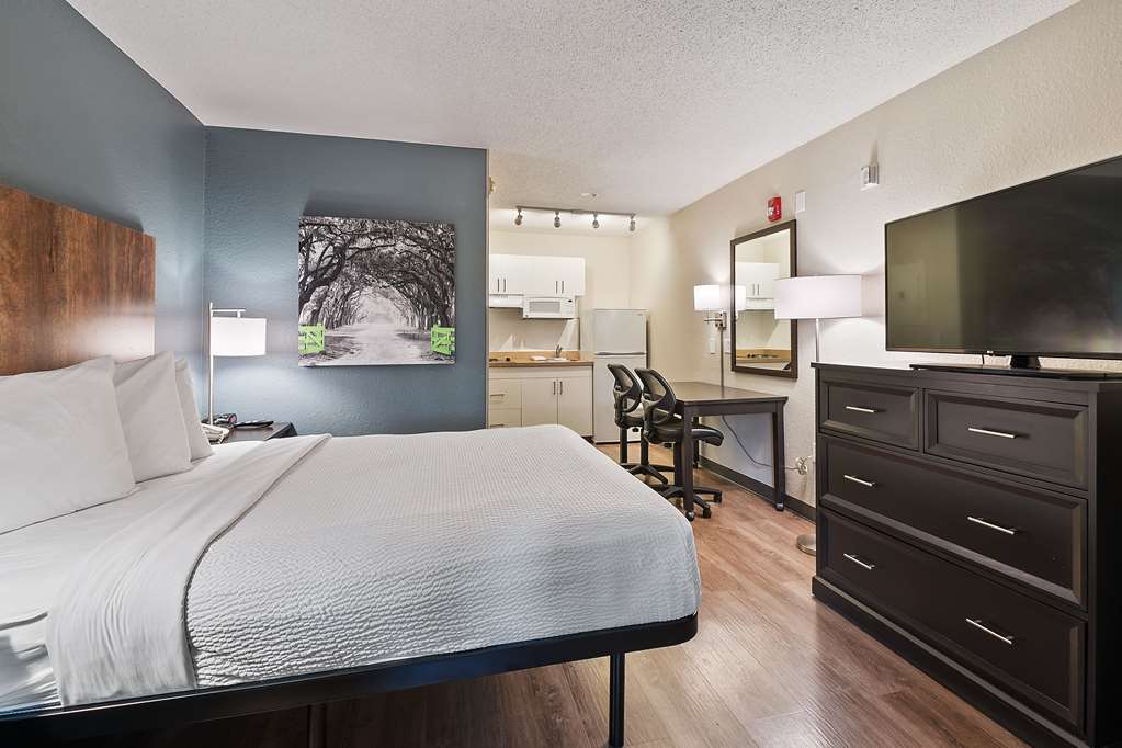 Extended Stay America Suites Miami Airport Blue Lagoon - photo 26