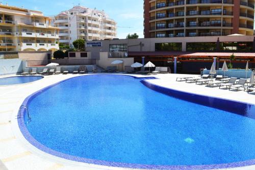 Algarve Porto Belo Apartment — 4-Star Luxury Hotel in Portimao, Portugal