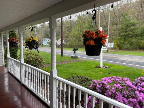 The Frogtown Inn - photo 11
