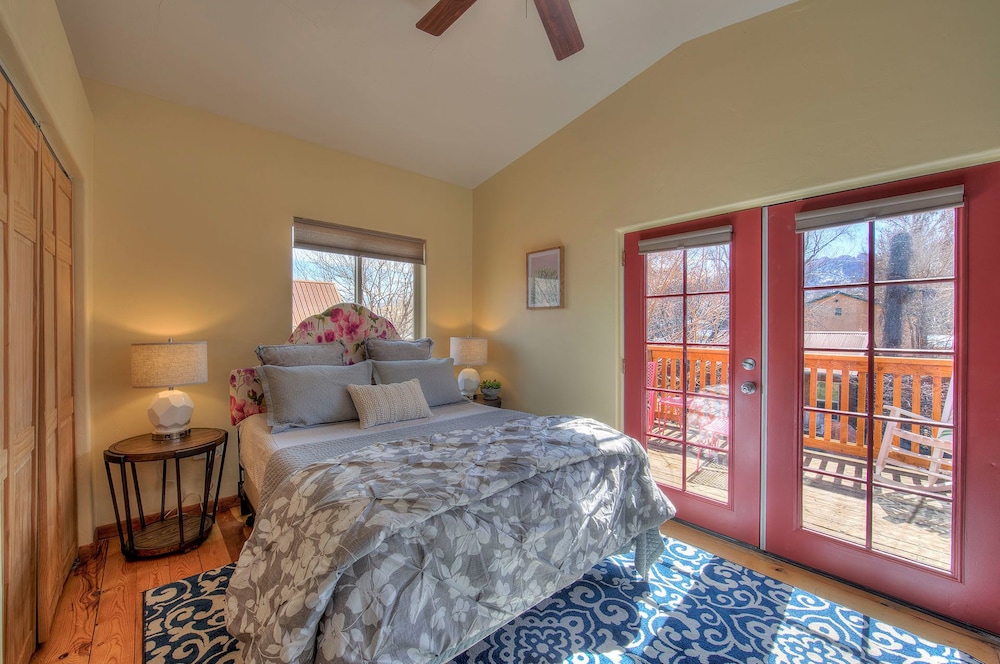 Cali Cochitta Vacation Rentals - photo 3