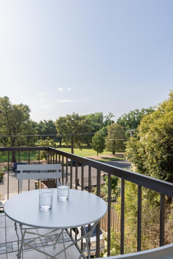 Charming 1 bed in Fitzroy North — 4-Star Luxury Hotel in Melbourne, Australia