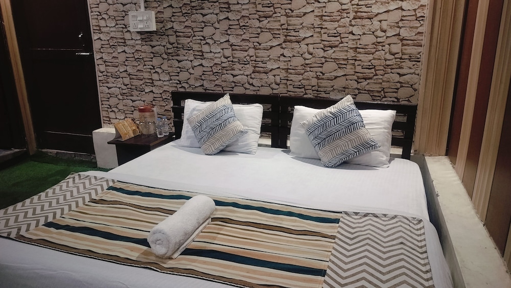 Hotel Nirbana Heights — Dharamsala — photo 2