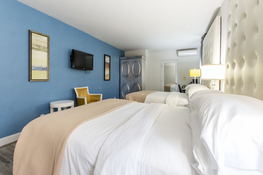 L.A. Sky Boutique Hotel - photo 16