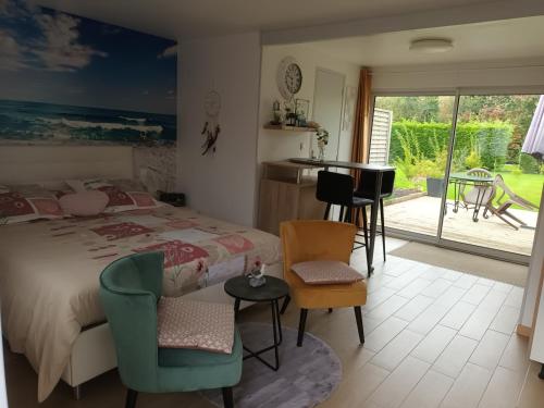 Chez Claudine — hotel in Favieres