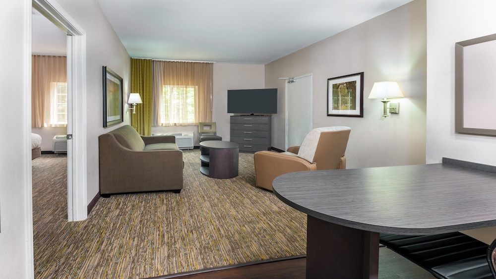Candlewood Suites Athens by IHG - photo 12
