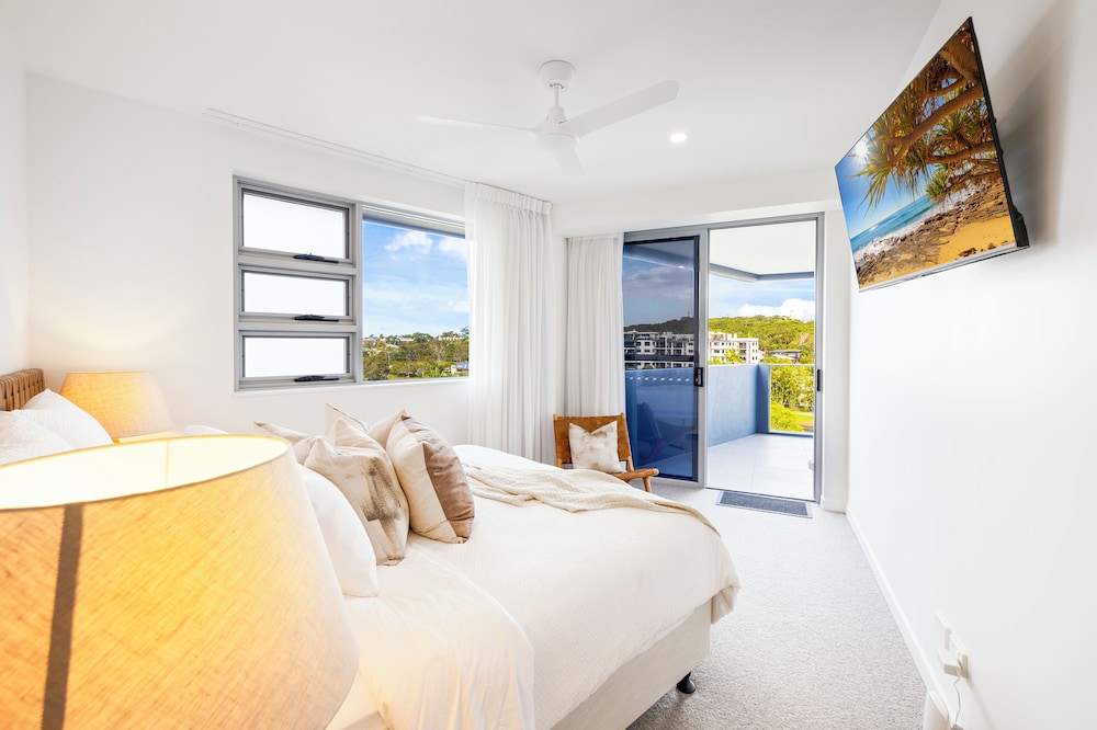 Luxury Coastal Living Beach Life — Alexandra Headland — photo 3