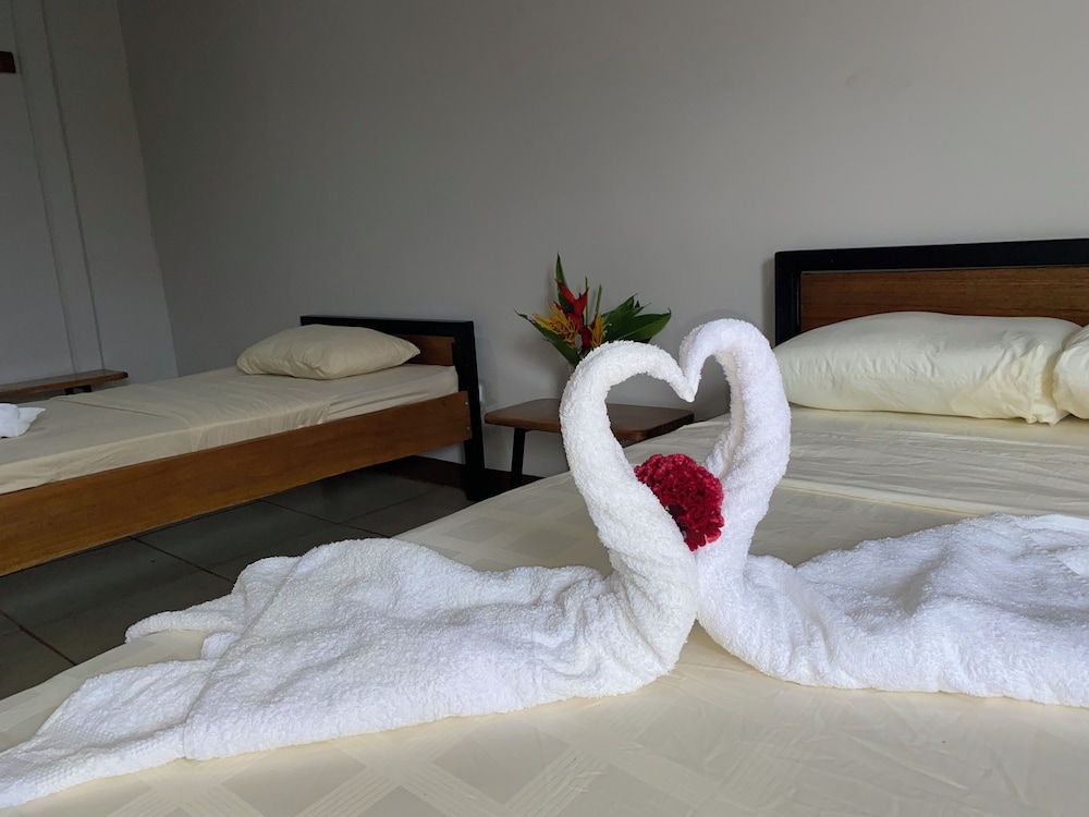 Sunrise - carbon neutral hotel in Puntarenas