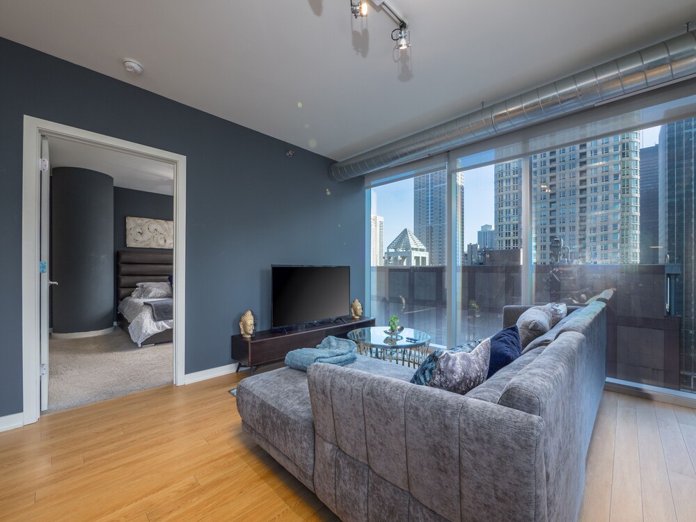 Furnished Suites in the Heart of River North - photo 6