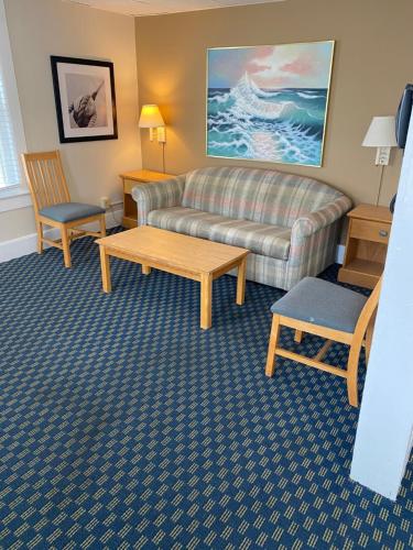 The Admiral Hotel Motel - photo 198