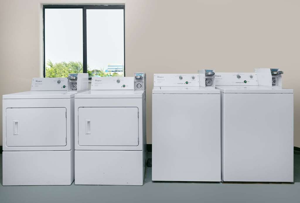 Super 8 by Wyndham New Braunfels I 35 - photo 29