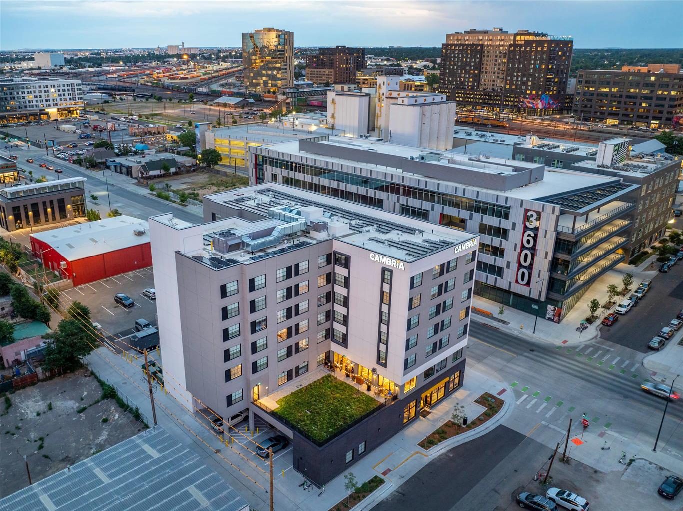 Cambria Hotel Denver Downtown RiNo - photo 4