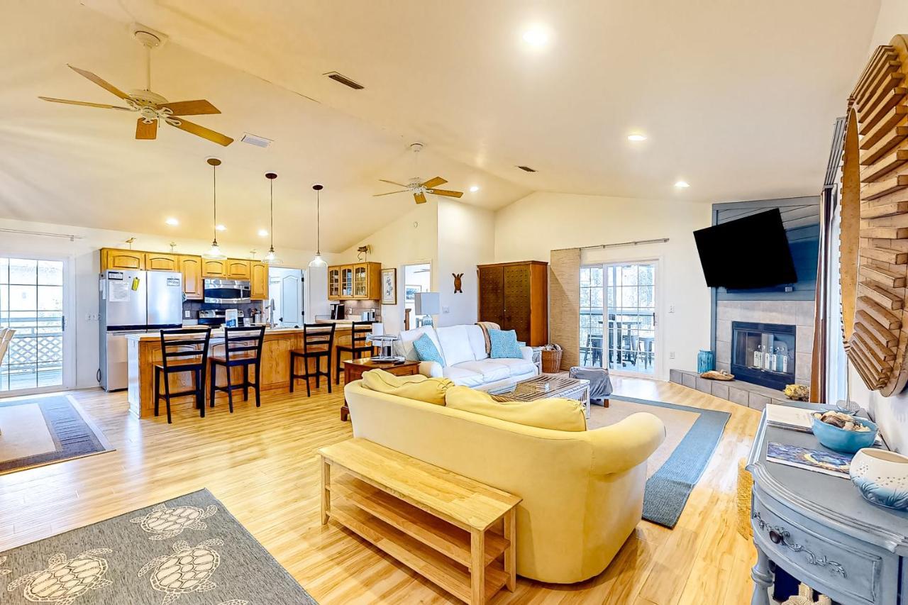 Breezy Beach in Port Saint Joe, United States