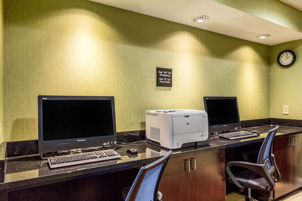 Hampton Inn Jackson Pearl International Airport - photo 36