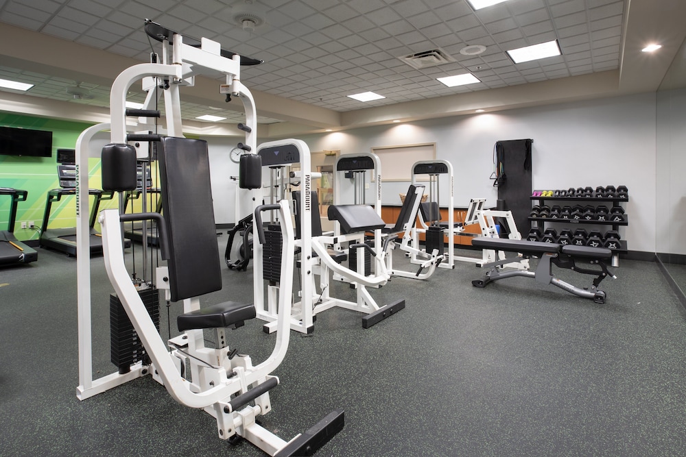 Holiday Inn & Suites Goodyear West Phoenix Area by IHG - photo 40