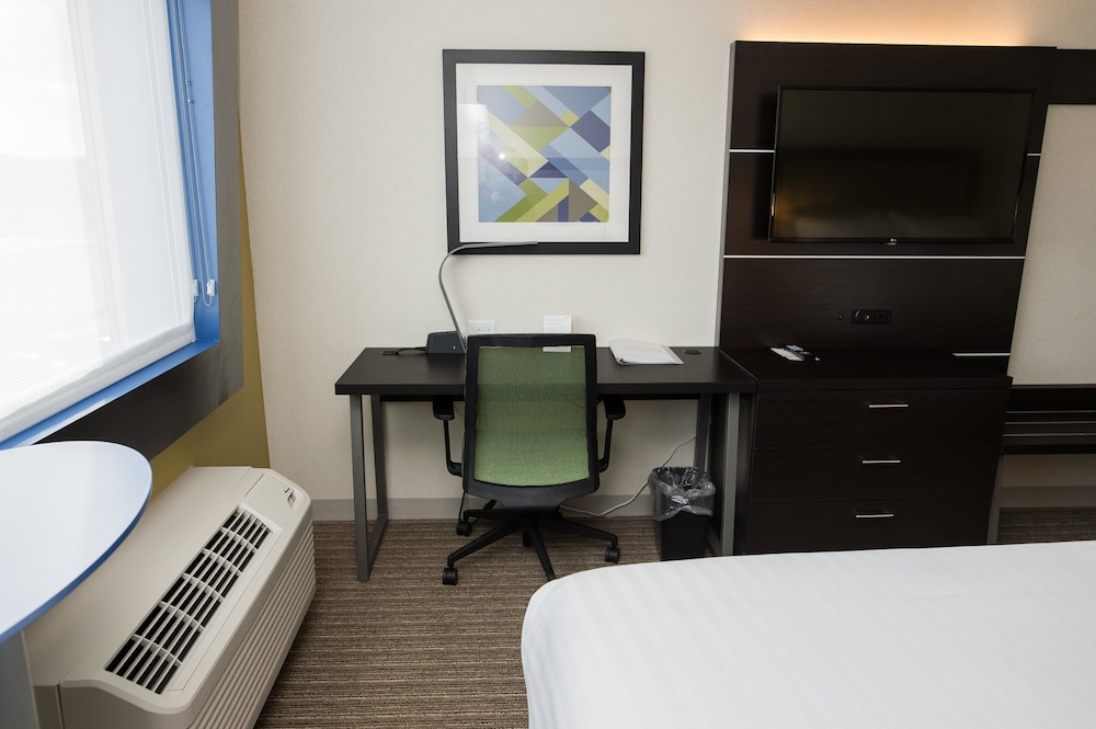Holiday Inn Express & Suites Marietta by IHG - photo 22
