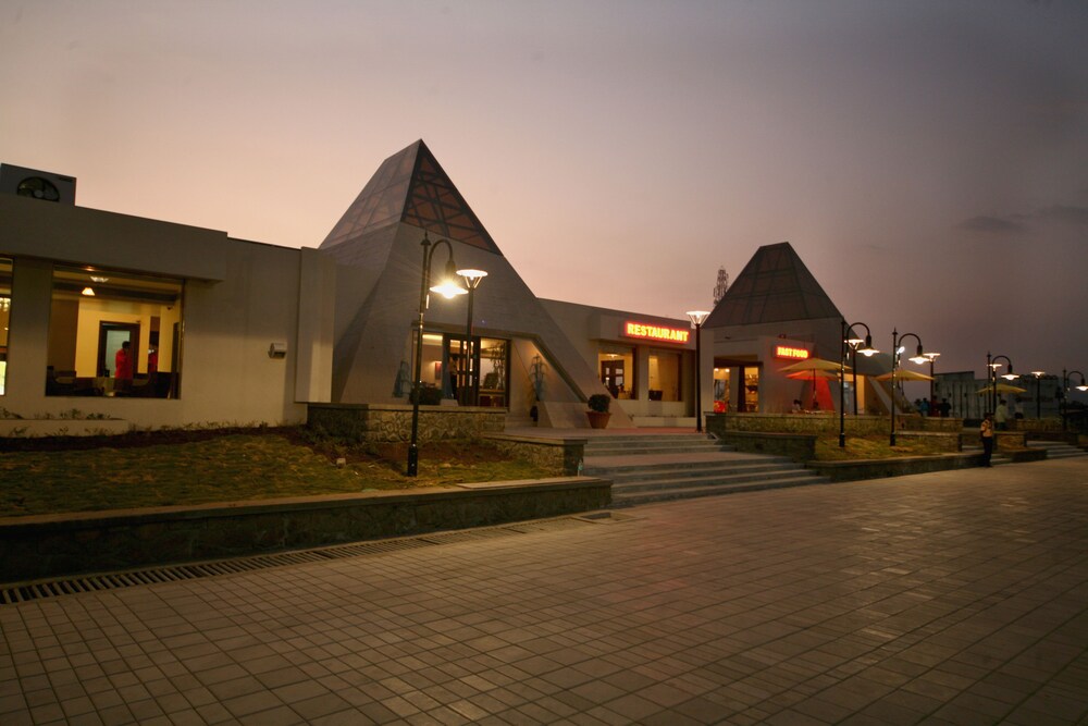 Sentosa Resorts and Water Park — hotel in Pune