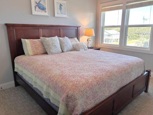 1 Coastal Escape - photo 28