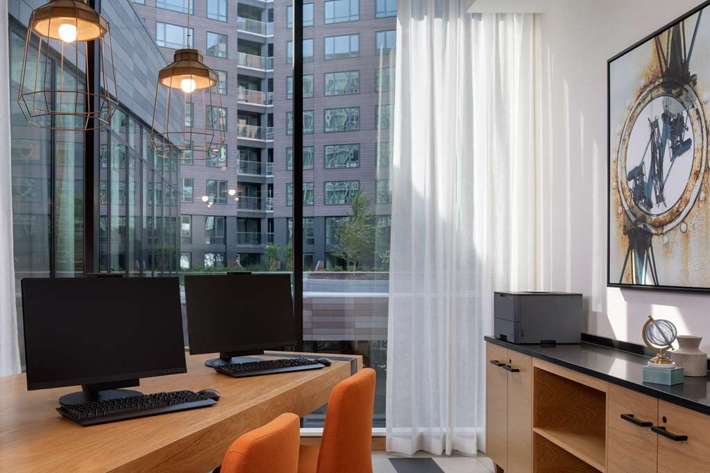 Hyatt Place Boston Seaport District - photo 58