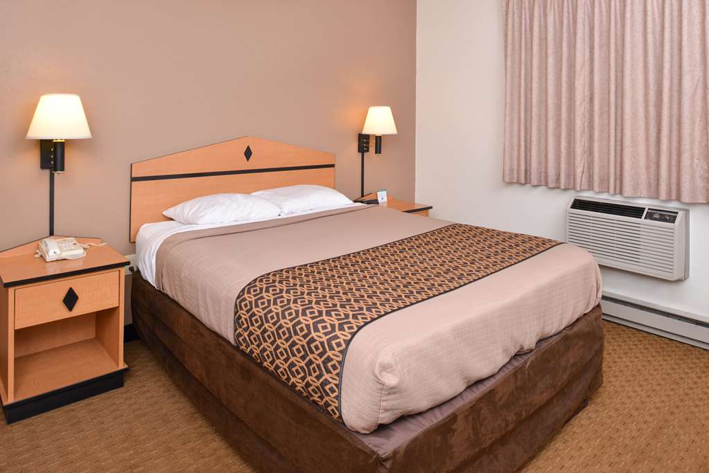 Americas Best Value Inn & Suites Atlantic - photo 8