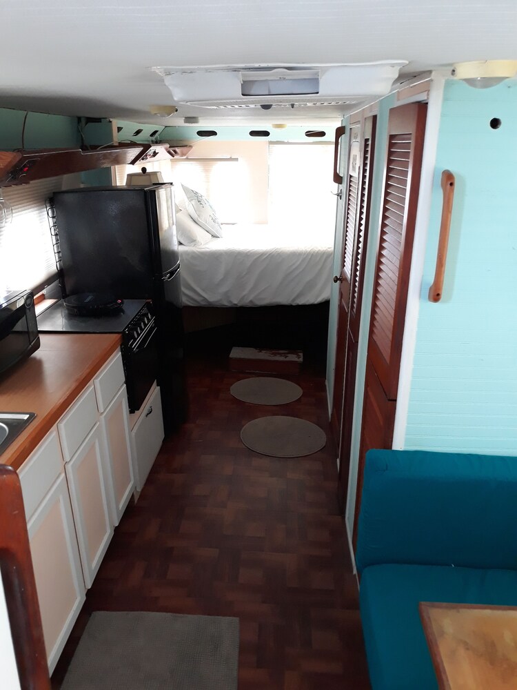 Mangrove Marina and Resort Aqualodge Houseboats - photo 9
