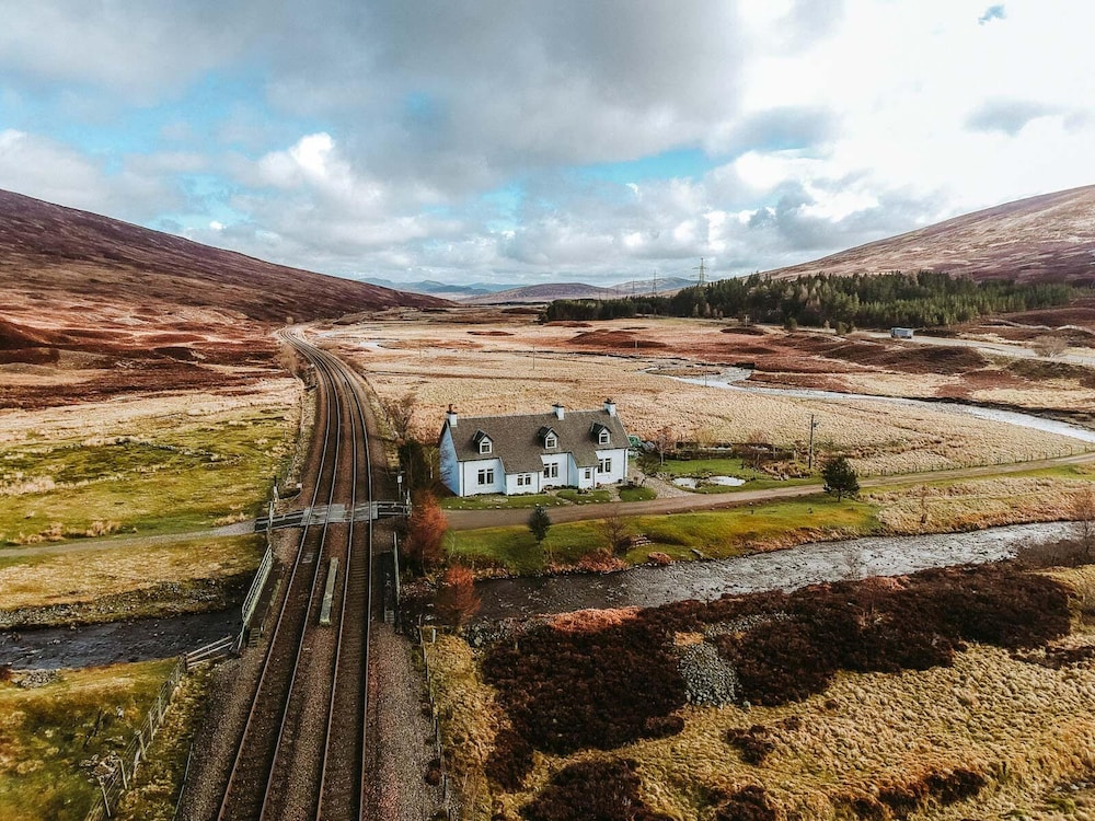 Balsporran Bed And Breakfast 9225829 — Highland