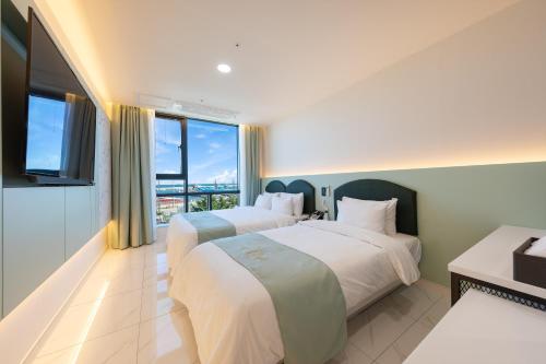 Donghae Sunshine Hotel Pension in Unknown City, South Korea