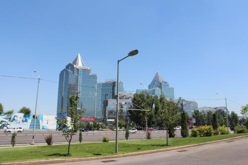 Nadezhda Apartments in touristic area on the Dostyk avenue 89 — 4-Star Luxury Hotel in Almaty, Kazakhstan