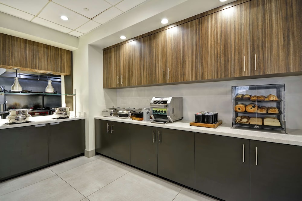 Hilton Garden Inn Panama City - photo 50