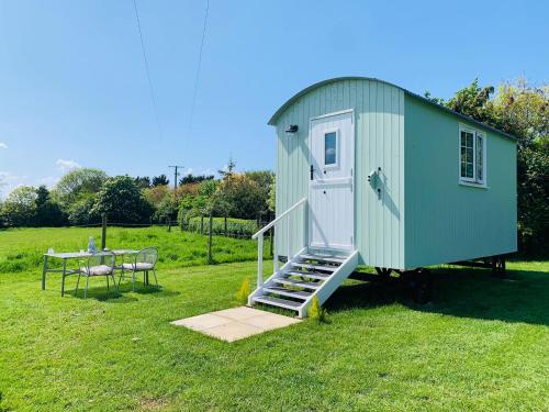 Bells Meadow Shepherds Hut in King's Lynn, United Kingdom