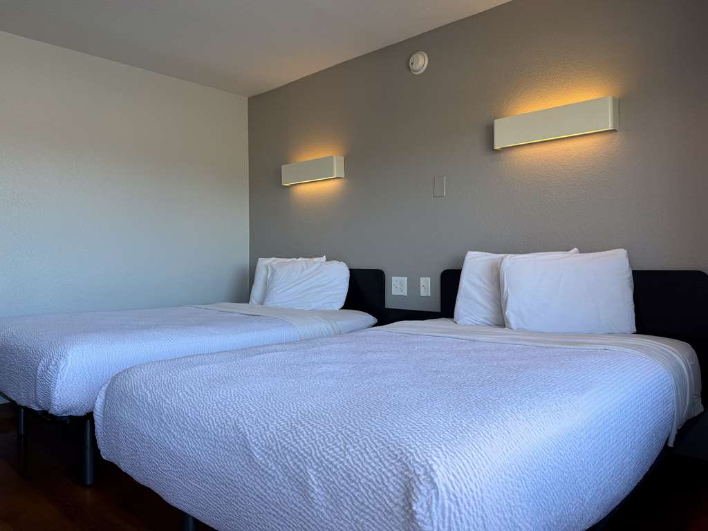 Motel 6 Simi Valley CA - photo 17