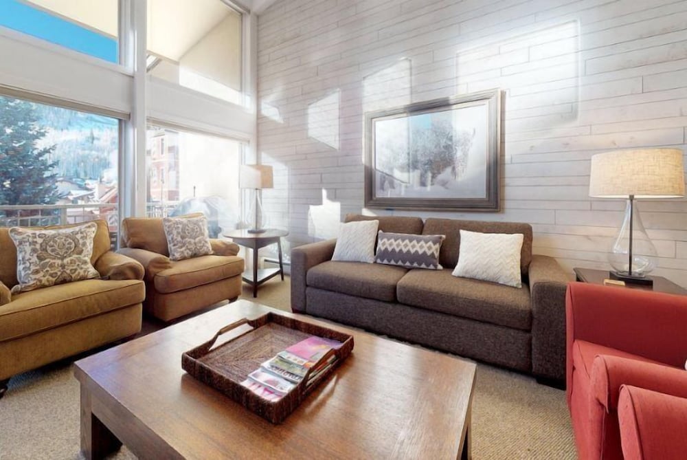4 Bedroom Condo in Lionshead at Boutique Resort Within Walking Distance to the Eagle Bahn Gondola - photo 7